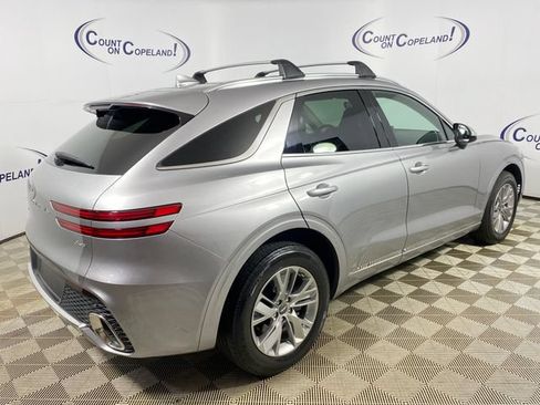 Used 2023 Genesis GV70 2.5T AWD/4WD image 7