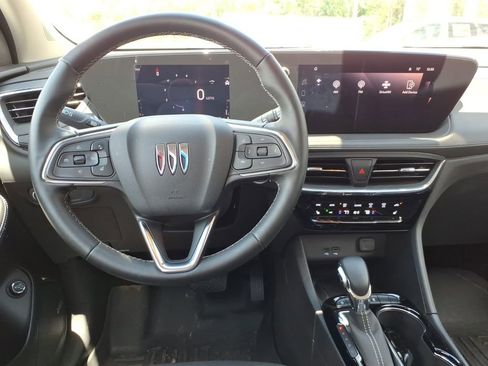 Used 2025 Buick Encore GX Avenir w/ Avenir Technology Package AWD/4WD image 13