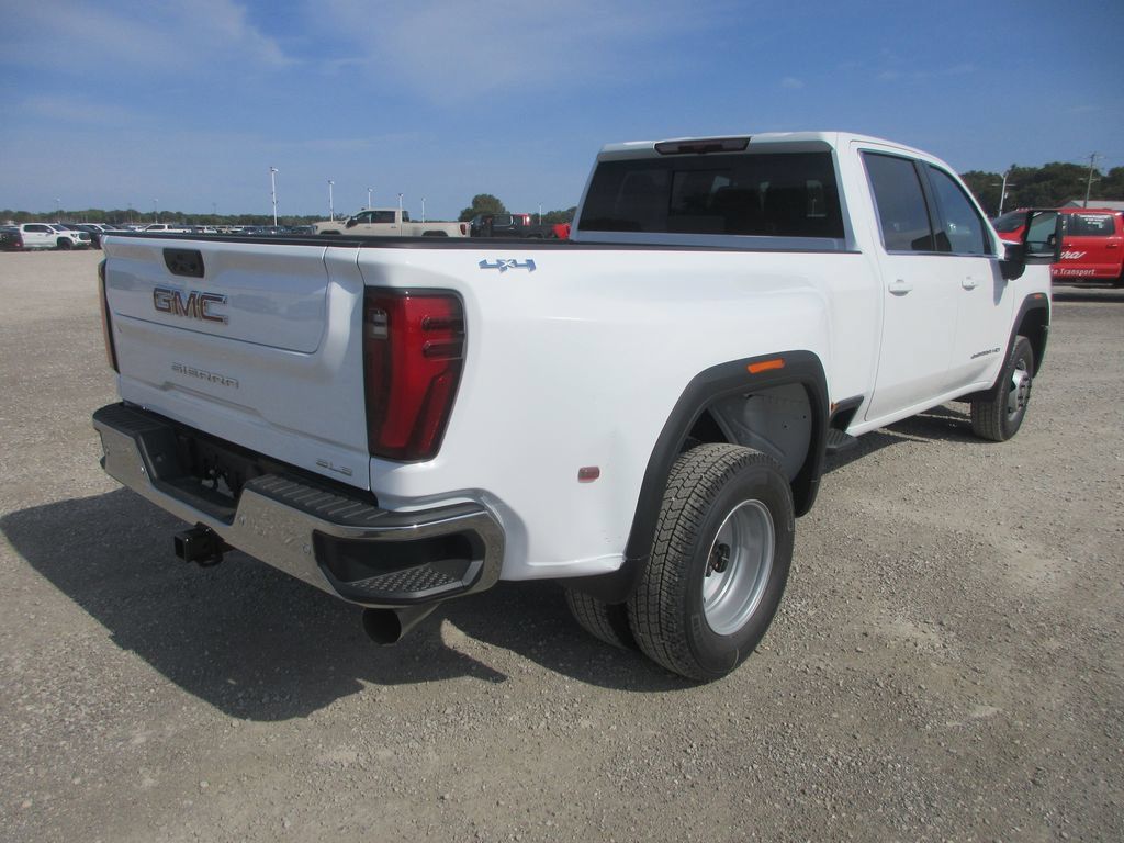 New 2026 GMC Sierra 3500 SLE w/ SLE Value Package AWD/4WD image 4