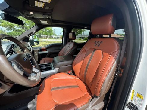 Used 2020 Ford F250 King Ranch w/ King Ranch Ultimate Package AWD/4WD image 22