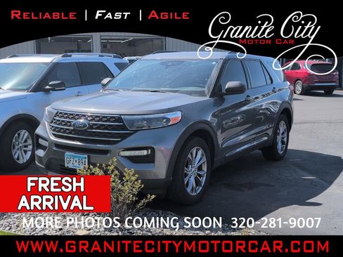 Used 2022 Ford Explorer XLT w/ Equipment Group 202A AWD/4WD image 1