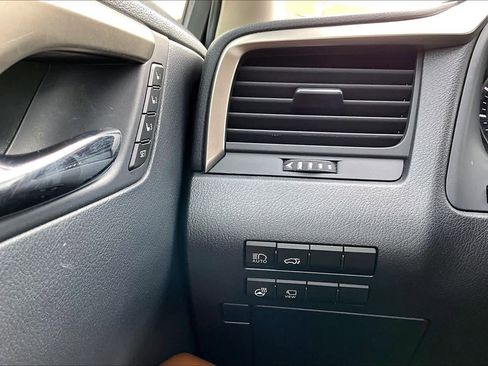 Used 2022 Lexus RX 350L FWD w/ Premium Package image 35