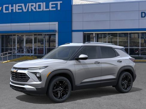 New 2026 Chevrolet TrailBlazer LT image 2