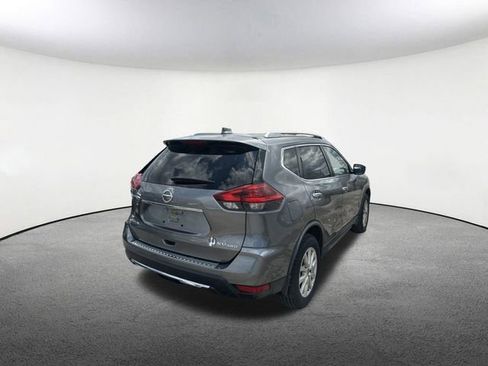 Used 2018 Nissan Rogue SV AWD/4WD image 20