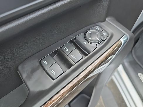 Used 2020 Chevrolet Silverado 1500 LT w/ All-Star Edition image 26