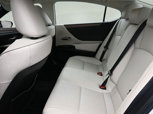 Used 2023 Lexus ES 250 w/ Premium Package AWD/4WD image 19