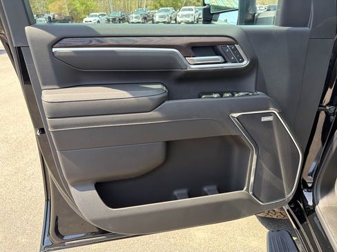 New 2026 GMC Sierra 2500 SLT w/ SLT Premium Package AWD/4WD image 11