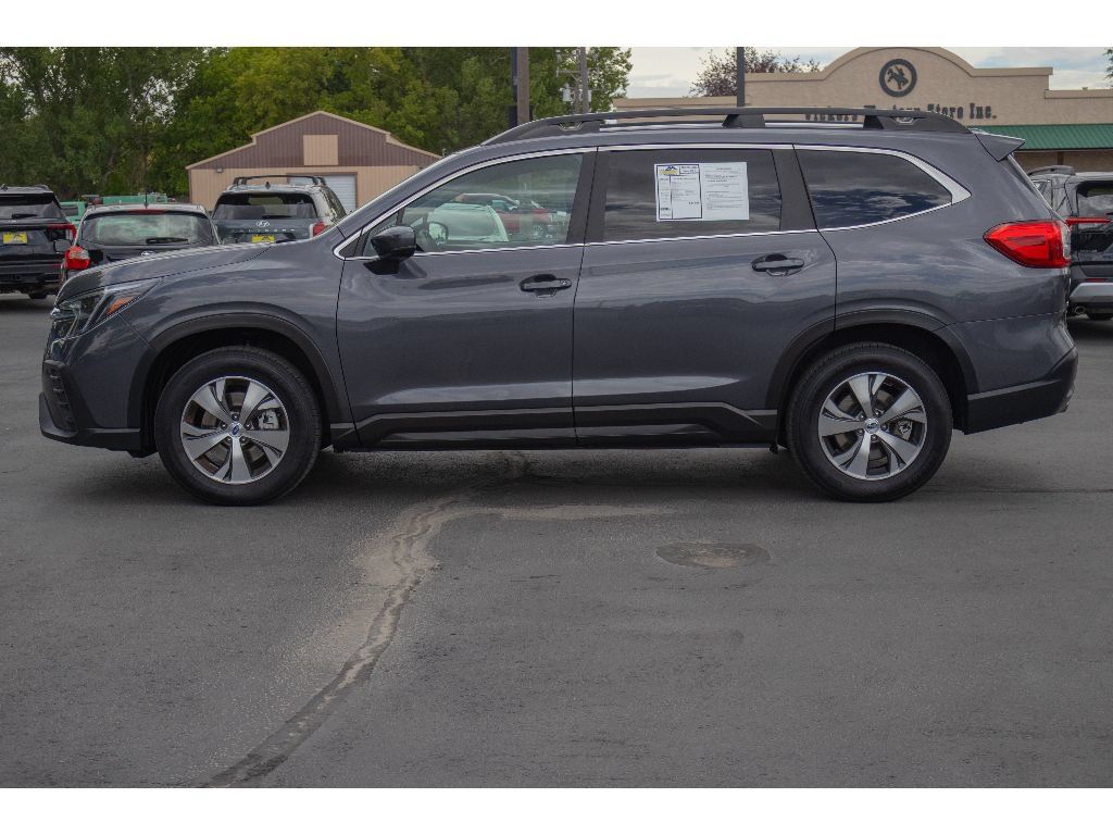Used 2025 Subaru Ascent Premium AWD/4WD image 6