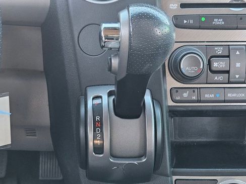 Used 2015 Honda Pilot Touring image 11