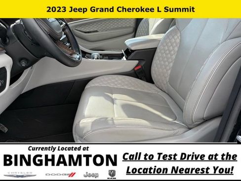 Used 2023 Jeep Grand Cherokee L Summit AWD/4WD image 7