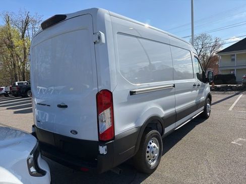 New 2026 Ford Transit 250 148 Medium Roof Extended AWD image 4