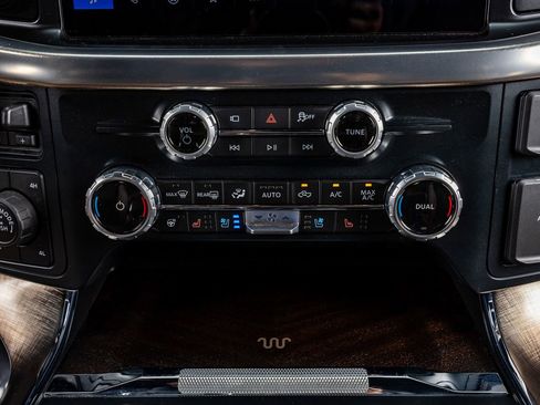 Used 2025 Ford F150 King Ranch w/ FX4 Off-Road Package image 27