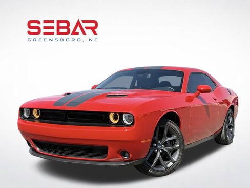 Used 2020 Dodge Challenger SXT w/ Blacktop Package RWD image 1