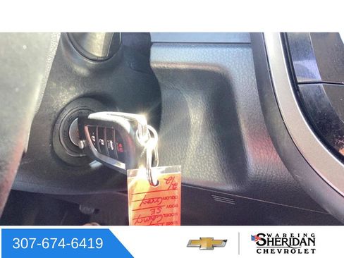 Used 2022 Toyota Camry SE FWD image 15