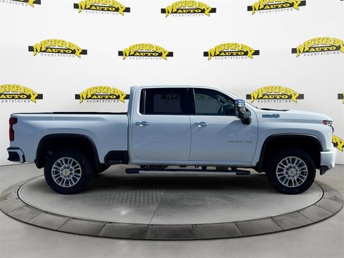 Used 2023 Chevrolet Silverado 2500 High Country image 6