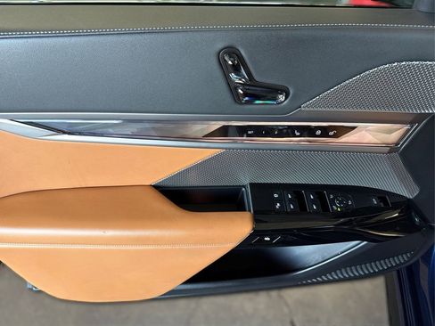 Certified 2023 BMW 740i 740i w/ Parking Assistance Package image 26