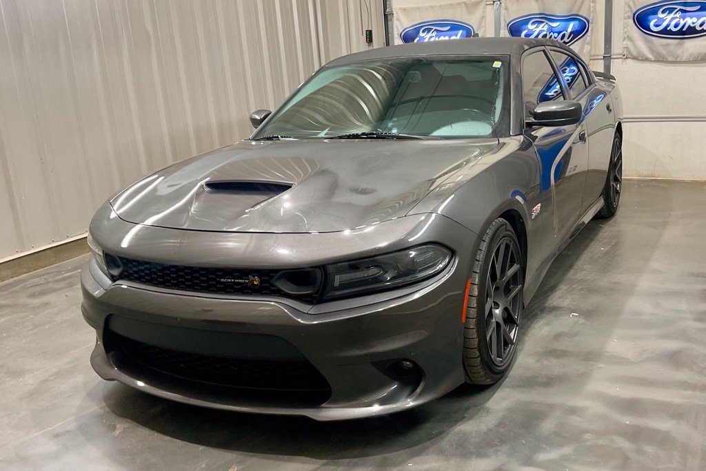 Used 2019 Dodge Charger Scat Pack RWD image 3
