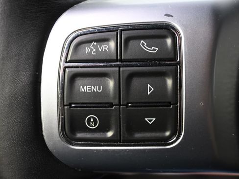 Used 2017 Jeep Wrangler Unlimited Rubicon w/ Max Tow Package AWD/4WD image 31