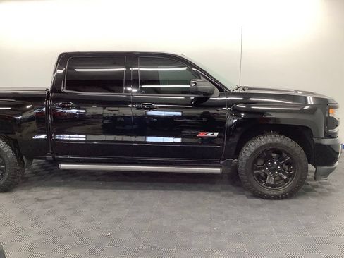 Used 2017 Chevrolet Silverado 1500 LTZ Z71 w/ LTZ Plus Package AWD/4WD image 27