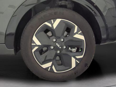 Used 2025 Kia Niro Wind w/ Wind Preserve Package FWD image 23