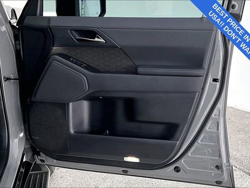 Used 2025 Lexus GX 550 w/ Accessory Package (2T) image 26