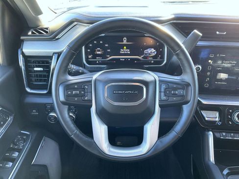 Used 2024 GMC Sierra 3500 Denali w/ Technology Package image 11