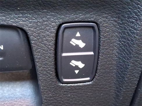 Certified 2023 RAM 1500 Limited w/ Trailer Tow Group image 24