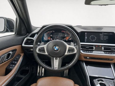 Used 2022 BMW 330i Sedan w/ M Sport Package RWD image 24