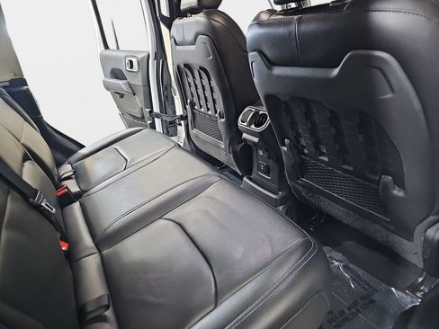 Used 2021 Jeep Wrangler Unlimited Rubicon 4xe w/ Cold Weather Group AWD/4WD image 13