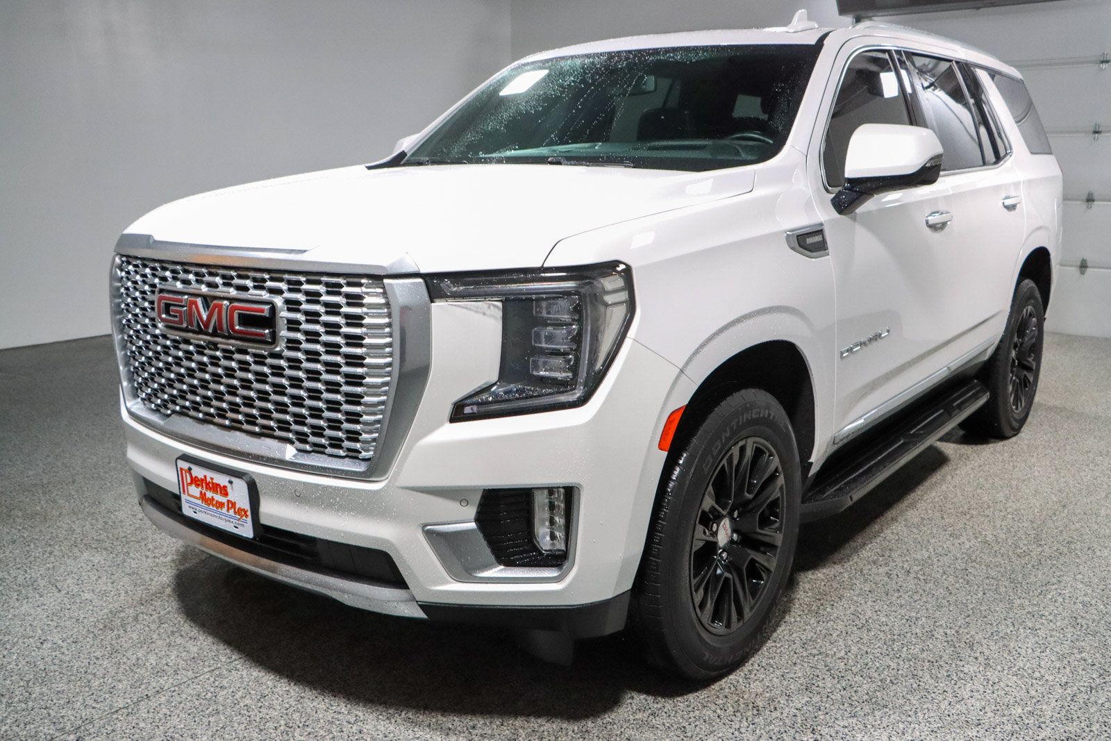 Used 2023 GMC Yukon Denali AWD/4WD image 37