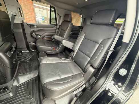 Used 2019 GMC Yukon SLT AWD/4WD image 14