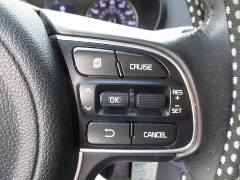 Used 2018 Kia Optima S w/ Panoramic Sunroof Package FWD image 15