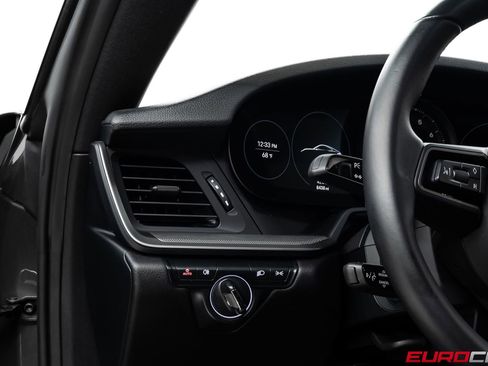 Used 2024 Porsche 911 Carrera 4S w/ Sportdesign Package image 26