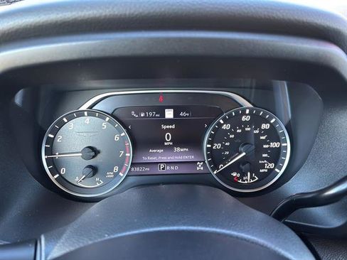 Used 2020 Nissan Titan SV w/ SV Convenience Package image 27