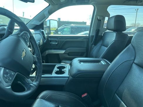 Used 2018 Chevrolet Silverado 2500 LTZ w/ Duramax Plus Package image 23