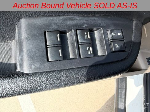 Used 2017 Honda Pilot Touring image 10