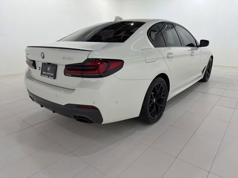 Certified 2023 BMW 540i xDrive w/ M Sport Package AWD/4WD image 5