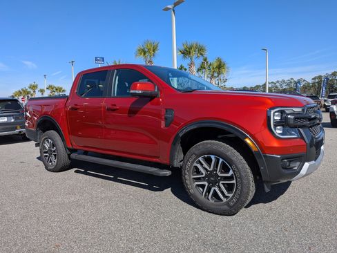 Used 2024 Ford Ranger Lariat w/ FX4 Off-Road Package image 2