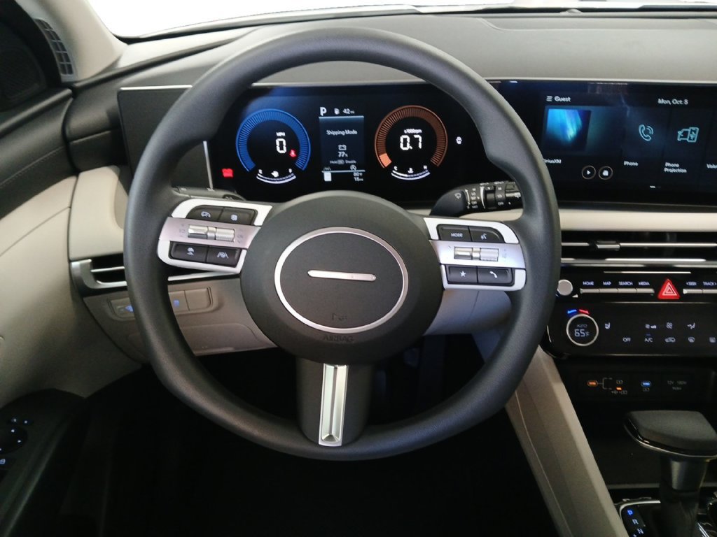 New 2026 Hyundai Tucson SEL Plus FWD image 13