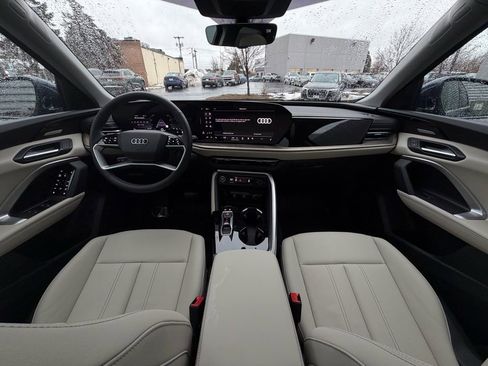 New 2025 Audi Q5 Premium Plus AWD/4WD image 15