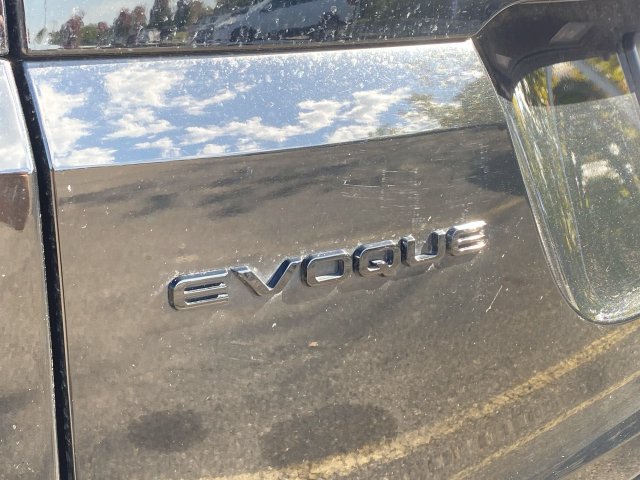 Used 2021 Land Rover Range Rover Evoque R-Dynamic SE AWD/4WD image 33