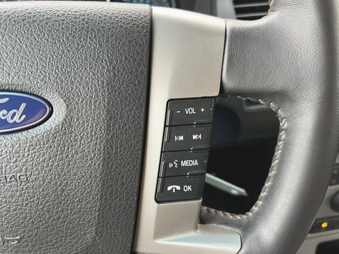 Used 2011 Ford Flex SE image 27