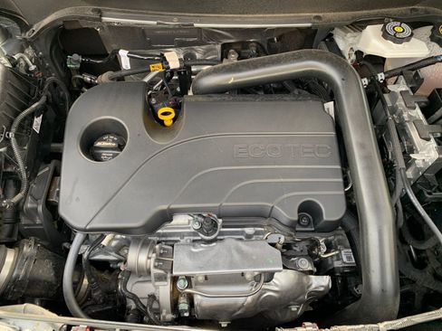 Used 2025 Chevrolet Equinox LT image 31