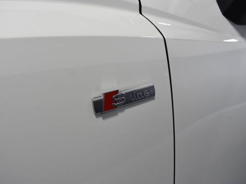 Used 2025 Audi Q3 2.0T Premium AWD/4WD image 35