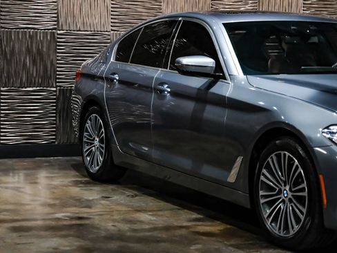 Used 2019 BMW 540i xDrive AWD/4WD image 6