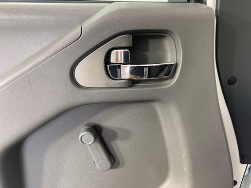 Used 2019 Nissan Frontier S RWD image 14