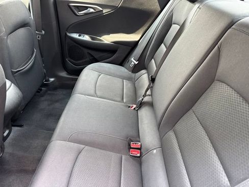 Used 2022 Chevrolet Malibu LS w/ Driver Confidence Package II FWD image 17