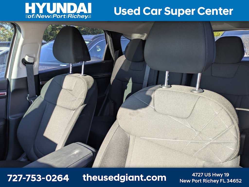 Used 2022 Hyundai Tucson Blue AWD/4WD image 3