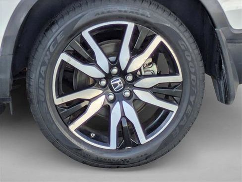 Used 2021 Honda Pilot Touring image 24