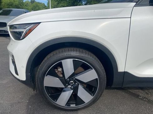 Used 2023 Volvo XC40 Recharge Ultimate w/ Protection Package Premier AWD/4WD image 17